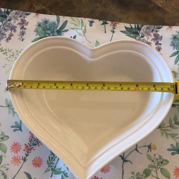 Beautiful porcelain swirl heart bowl. NWOT - Picture 6 of 7